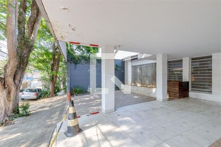 Casa à venda com 4 quartos, 275m² em Santo Amaro, São Paulo