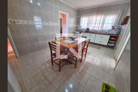 Casa à venda com 4 quartos, 288m² em Vila Aurora (Zona Norte), São Paulo