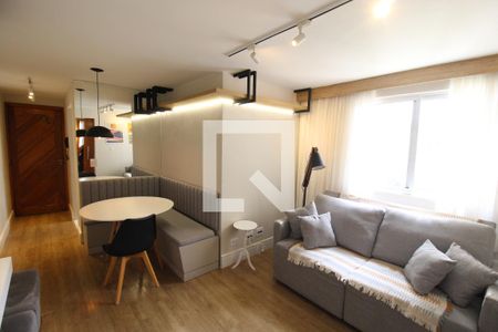 Sala de apartamento à venda com 2 quartos, 60m² em Vila Nova Cachoeirinha, São Paulo