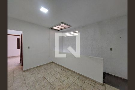 Sala de casa para alugar com 2 quartos, 279m² em Jardim Ubirajara, São Paulo