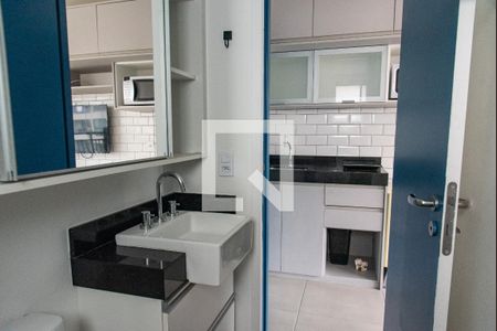 Banheiro de kitnet/studio para alugar com 1 quarto, 22m² em Vila Mariana, São Paulo