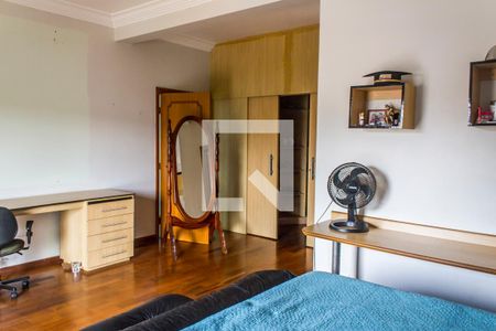 Casa de condomínio para alugar com 609m², 4 quartos e 4 vagas Casa de condomínio para alugar com 609m², 4 quartos e 4 vagasSuíte 4