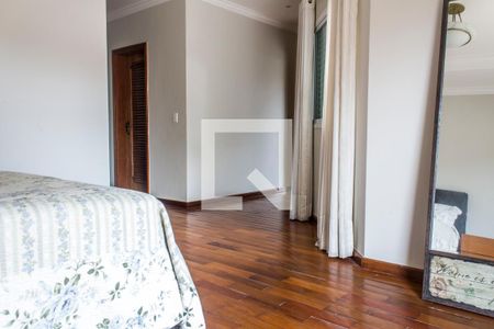 Casa de condomínio para alugar com 609m², 4 quartos e 4 vagas Casa de condomínio para alugar com 609m², 4 quartos e 4 vagasSuíte master