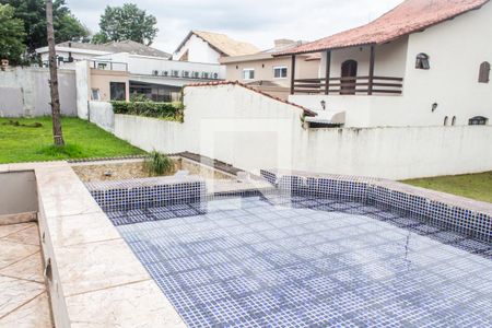 Casa de condomínio para alugar com 609m², 4 quartos e 4 vagas Casa de condomínio para alugar com 609m², 4 quartos e 4 vagasDetalhe