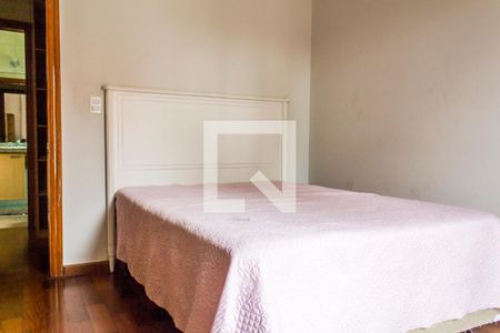 Casa de condomínio para alugar com 609m², 4 quartos e 4 vagas Casa de condomínio para alugar com 609m², 4 quartos e 4 vagasSuíte 2