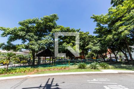 Casa de condomínio para alugar com 609m², 4 quartos e 4 vagas Casa de condomínio para alugar com 609m², 4 quartos e 4 vagasVista da Rua