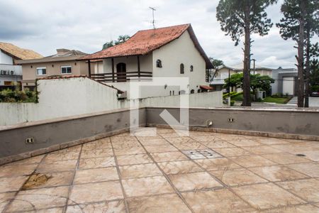 Casa de condomínio para alugar com 609m², 4 quartos e 4 vagas Casa de condomínio para alugar com 609m², 4 quartos e 4 vagasVaranda