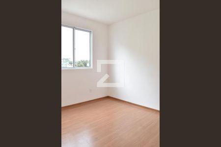 Quarto 1 de apartamento para alugar com 2 quartos, 40m² em Uberaba, Curitiba