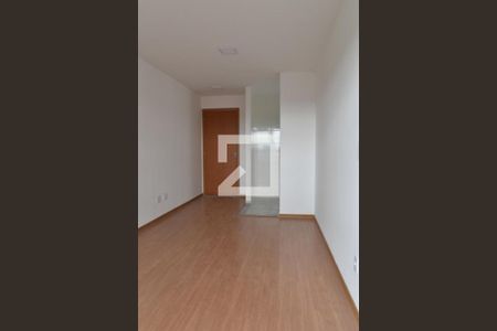 Sala de apartamento para alugar com 2 quartos, 40m² em Uberaba, Curitiba