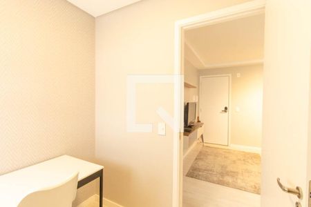 Quarto 1 de apartamento para alugar com 2 quartos, 34m² em Centro, Curitiba