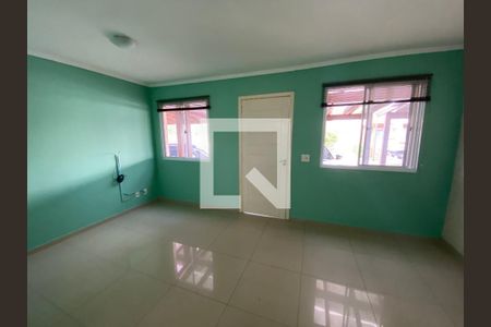 Sala de casa de condomínio à venda com 3 quartos, 54m² em Canudos, Novo Hamburgo