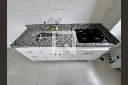 Cozinha de apartamento à venda com 2 quartos, 34m² em Santo Amaro, São Paulo