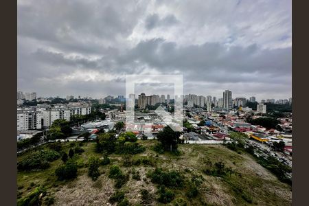 Vista de apartamento à venda com 2 quartos, 34m² em Santo Amaro, São Paulo