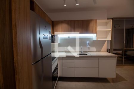 Cozinha de kitnet/studio para alugar com 1 quarto, 48m² em Campo Belo, São Paulo