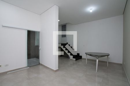 Sala/Cozinha de apartamento para alugar com 2 quartos, 60m² em Jardim Las Vegas, Guarulhos