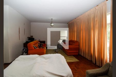 Sala de casa à venda com 3 quartos, 357m² em Barroca, Belo Horizonte