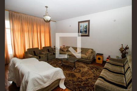 Sala de casa à venda com 3 quartos, 357m² em Barroca, Belo Horizonte