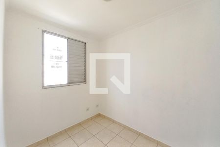 Quarto 1 de apartamento para alugar com 2 quartos, 45m² em Vila Satúrnia, Campinas