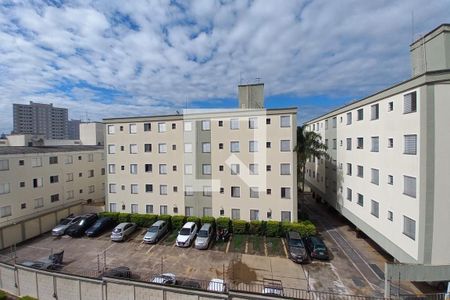 Vista do Quarto 1 de apartamento para alugar com 2 quartos, 45m² em Vila Satúrnia, Campinas