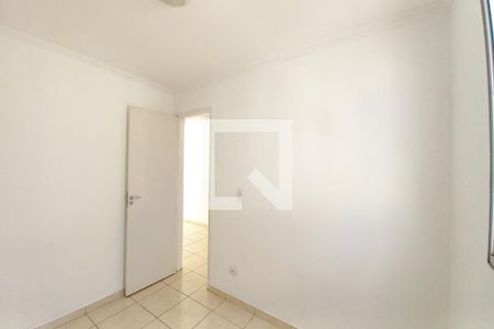 Quarto 1 de apartamento para alugar com 2 quartos, 45m² em Vila Satúrnia, Campinas