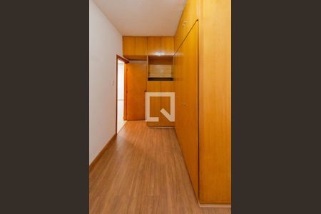 Quarto 1 de apartamento à venda com 2 quartos, 60m² em Estrela Dalva, Belo Horizonte