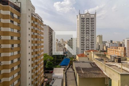 Foto 02 de apartamento à venda com 3 quartos, 121m² em Higienópolis, São Paulo