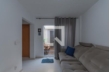 Sala de apartamento para alugar com 2 quartos, 70m² em Mantiqueira, Belo Horizonte