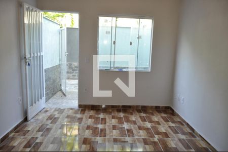 Sala de casa de condomínio para alugar com 2 quartos, 66m² em Piedade, Rio de Janeiro