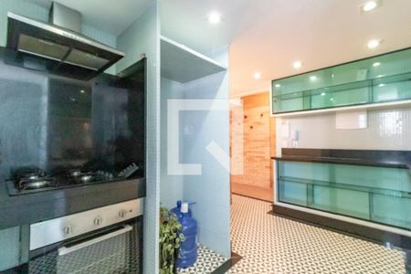 Cozinha de apartamento para alugar com 2 quartos, 75m² em Indianópolis, São Paulo