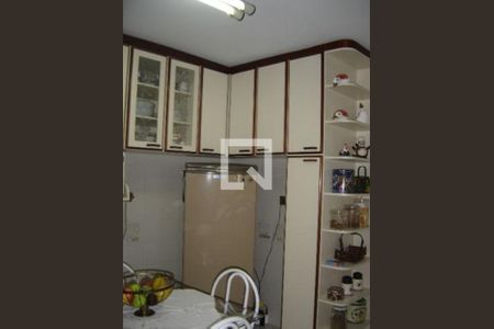 Apartamento à venda com 2 quartos, 90m² em Vila Romero, São Paulo