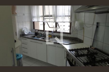 Apartamento à venda com 3 quartos, 160m² em Vila Suzana, São Paulo