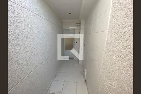 Casa à venda com 2 quartos, 45m² em Vila Nivi, São Paulo