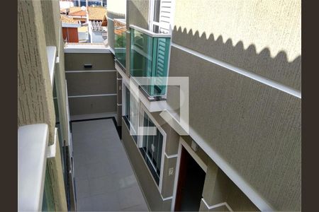 Casa à venda com 2 quartos, 55m² em Vila Nivi, São Paulo