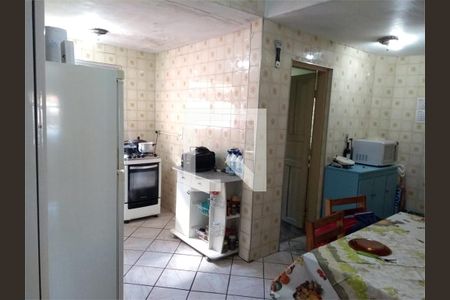 Casa à venda com 4 quartos, 100m² em Vila Cruz das Almas, São Paulo