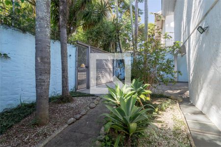 Casa à venda com 4 quartos, 340m² em Jardim dos Estados, São Paulo