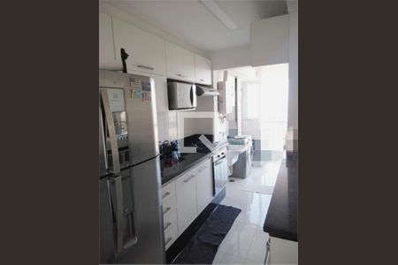 Apartamento à venda com 3 quartos, 65m² em Parque Vitoria, São Paulo