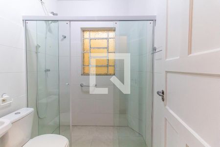 Banheiro de apartamento à venda com 1 quarto, 52m² em Vila Romana, São Paulo