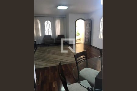 Casa à venda com 4 quartos, 228m² em Jardim Orlandina, São Bernardo do Campo