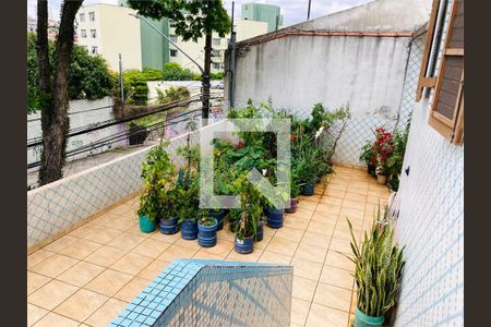 Casa à venda com 3 quartos, 183m² em Vila Romero, São Paulo