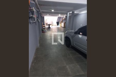 Casa à venda com 3 quartos, 250m² em Utinga, Santo André