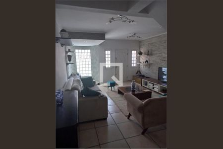 Casa à venda com 3 quartos, 250m² em Utinga, Santo André