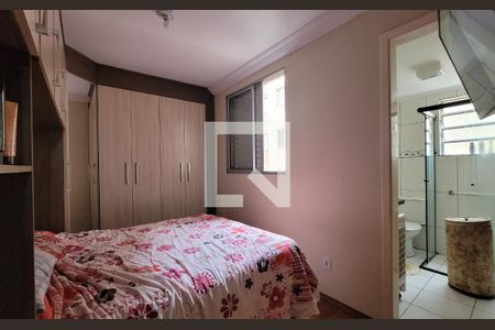 Suíte de apartamento para alugar com 2 quartos, 47m² em Parque Sao Vicente, Santo André