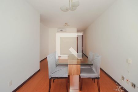 Sala de apartamento à venda com 3 quartos, 73m² em Chácara das Pedras, Porto Alegre