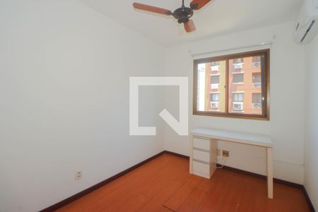 Quarto 1 de apartamento à venda com 3 quartos, 73m² em Chácara das Pedras, Porto Alegre