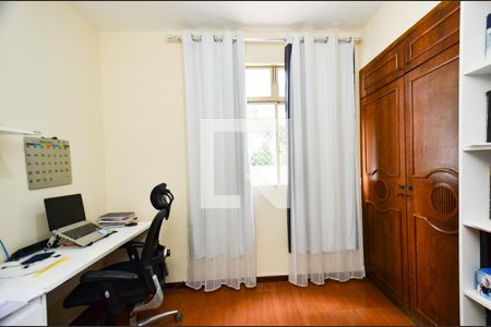 Quarto1 de apartamento à venda com 3 quartos, 85m² em Santo Antônio, Belo Horizonte