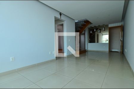 Sala de estar de apartamento à venda com 3 quartos, 180m² em Sagrada Família, Belo Horizonte