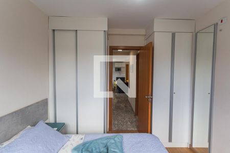 Armário da Suíte 1 de apartamento para alugar com 2 quartos, 104m² em Savassi, Belo Horizonte