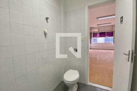 Banheiro de kitnet/studio à venda com 1 quarto, 68m² em Centro, Rio de Janeiro