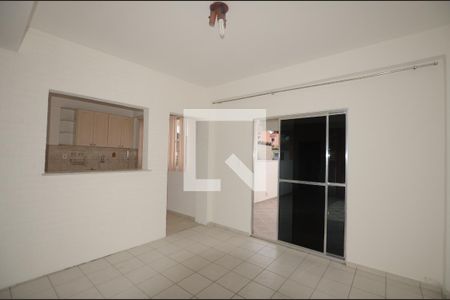 Sala de casa para alugar com 2 quartos, 50m² em Madureira, Rio de Janeiro