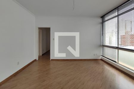 Sala de apartamento para alugar com 2 quartos, 98m² em Cambuí, Campinas